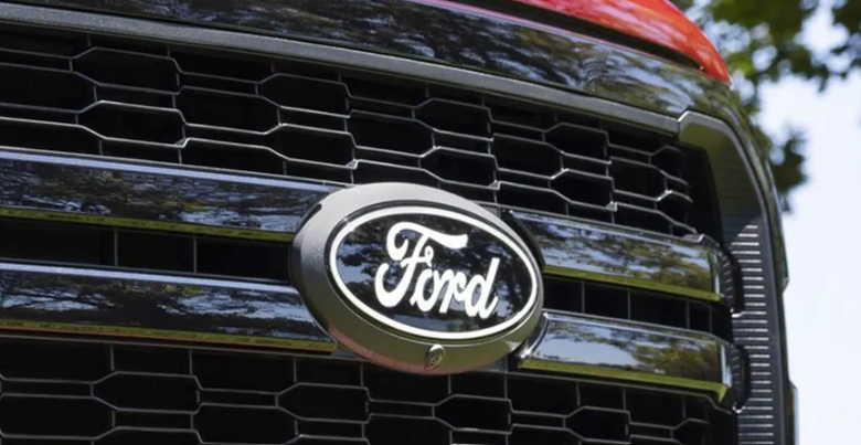 Ford quietly introduced a new logo, and it almost went unnoticed.